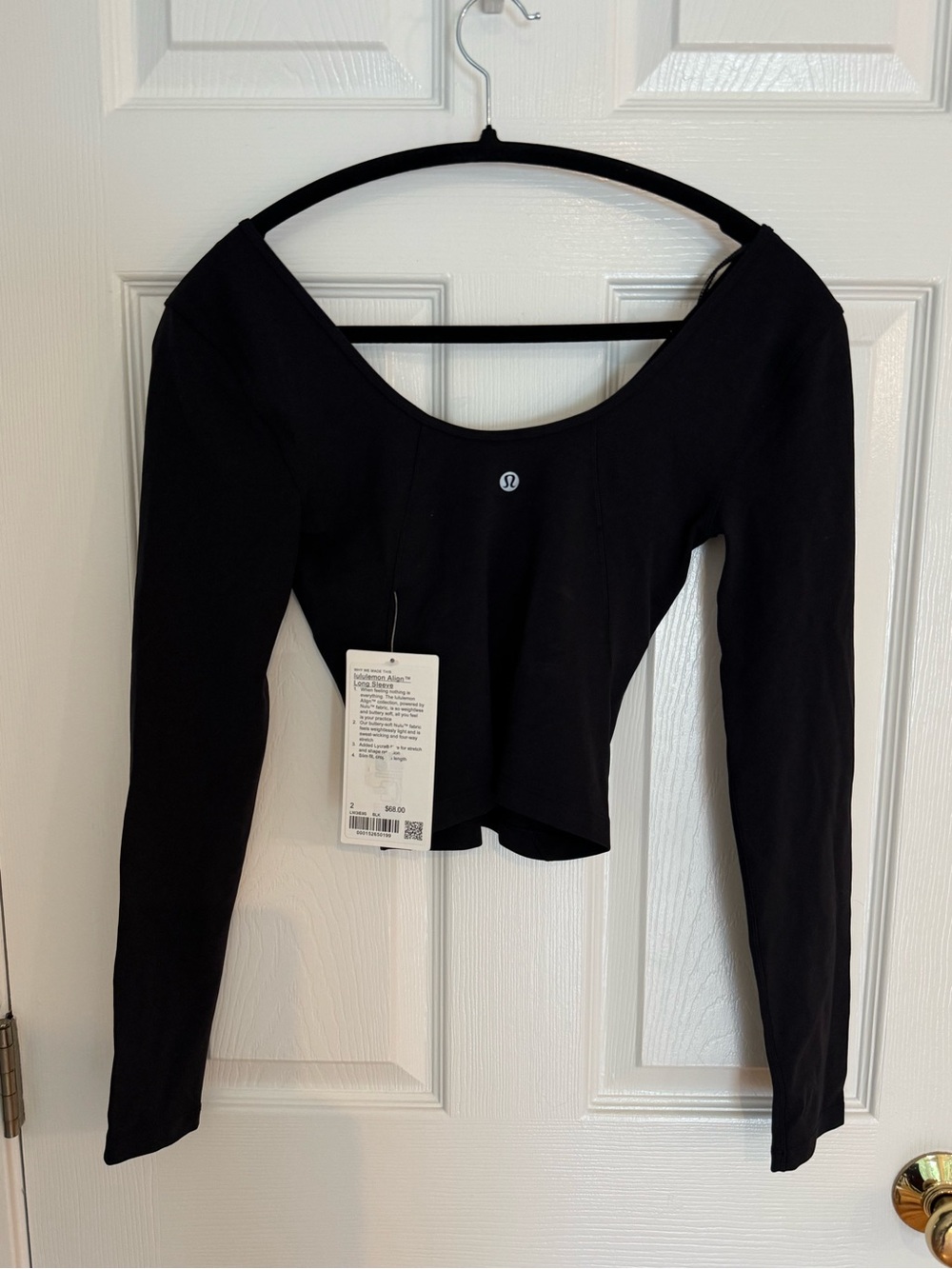 lululemon athletica Black Long-Sleeve Scoop-Neck Cropped Top